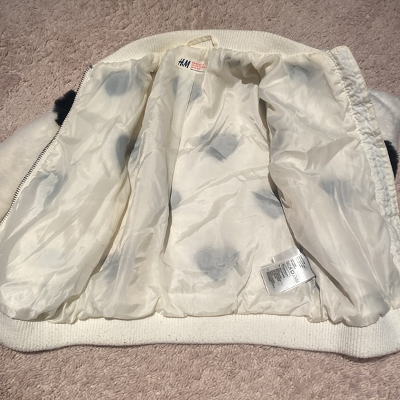 H&M | Black & White Jacket, Heart Derail, 2-3 Years - Picture 4 of 5